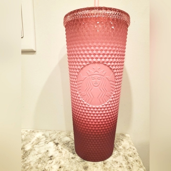 NEW Starbucks Waxberry Pink Ombre Gradient Venti 2022 Holiday Tumbler 💖 - Picture 2 of 11